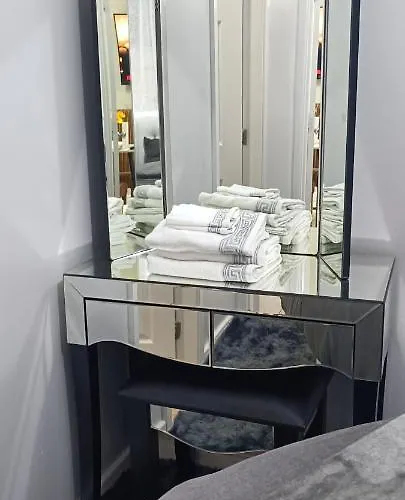 Σπίτι διακοπών Lister Park Stylish 1bed Coach House - Quiet & Tranquil & Parking