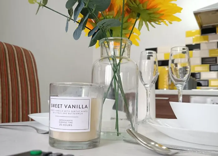 Lister Park Stylish 1bed Coach House - Quiet & Tranquil & Parking Μπράντφορντ